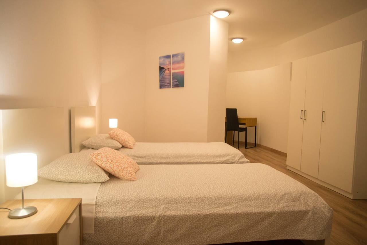 דירות Apartman Girasol PUY מראה חיצוני תמונה