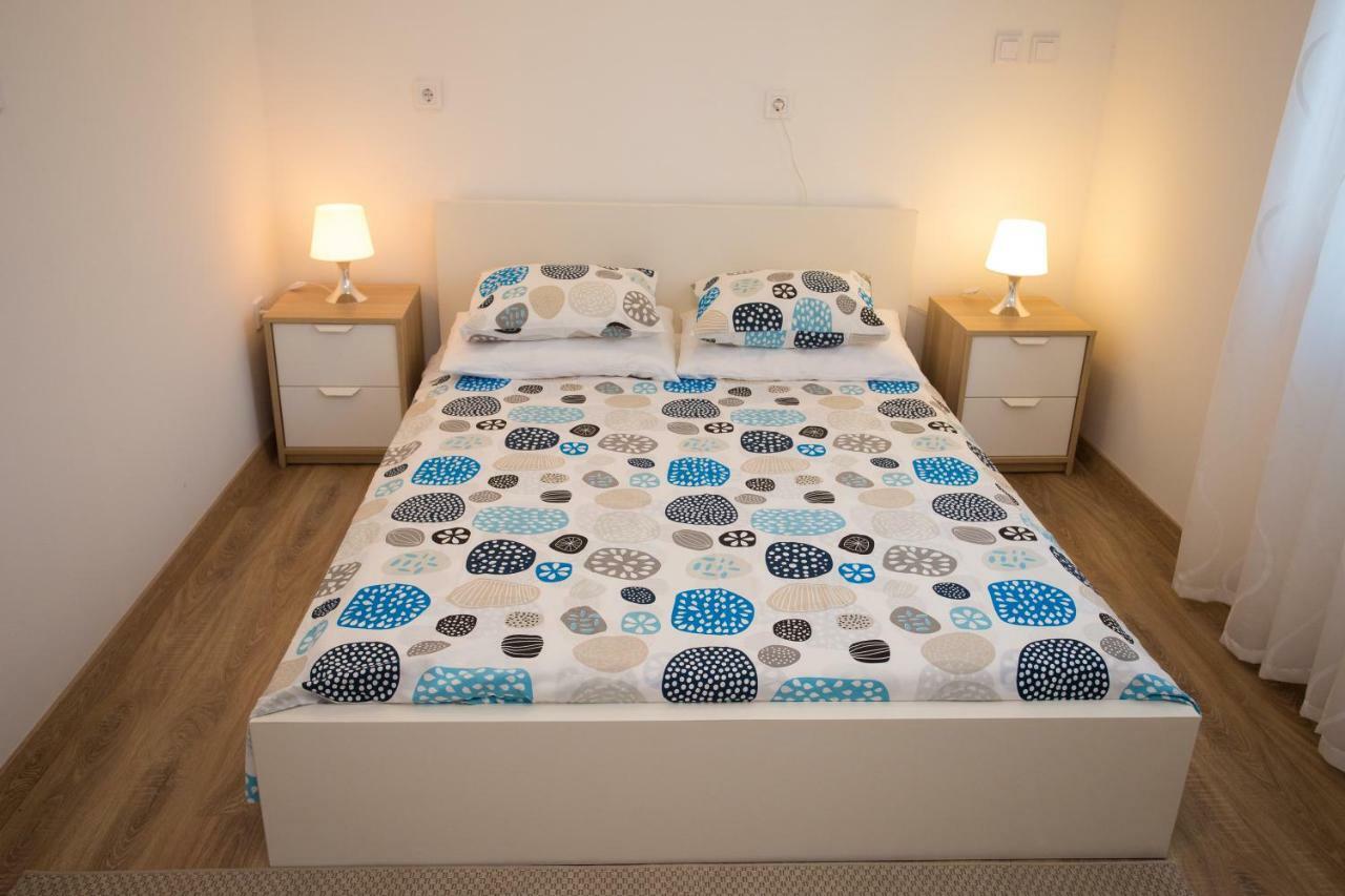 דירות Apartman Girasol PUY מראה חיצוני תמונה