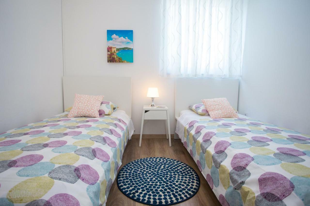 דירות Apartman Girasol PUY מראה חיצוני תמונה